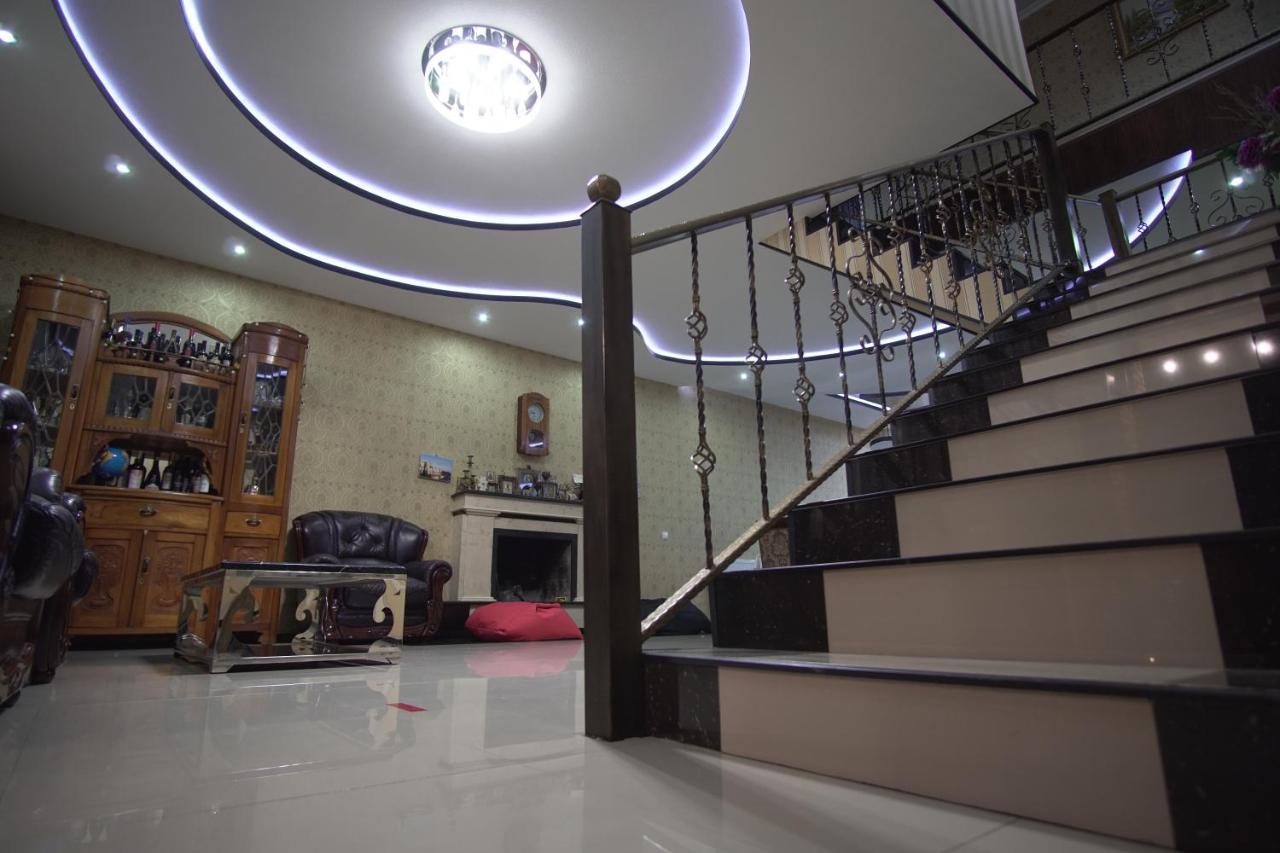 Lile Hotel เทลาวี ภายนอก รูปภาพ
