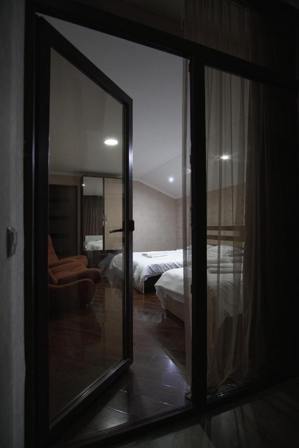 Lile Hotel เทลาวี ภายนอก รูปภาพ